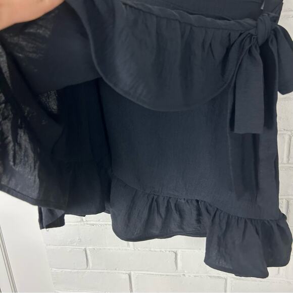 Pink Lily Classic Black Faux Wrap Ruffle Skirt Size M - Picture 7 of 10